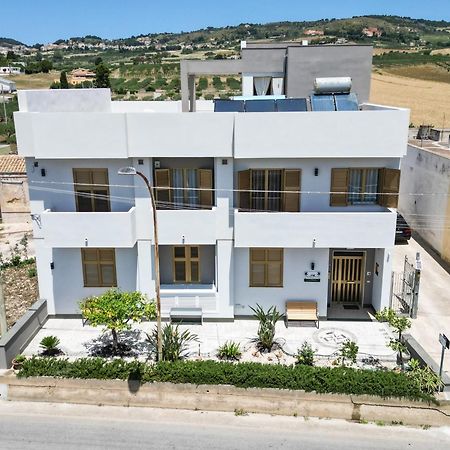 B&B Profumi Di Sicilia Valderice Eksteriør billede