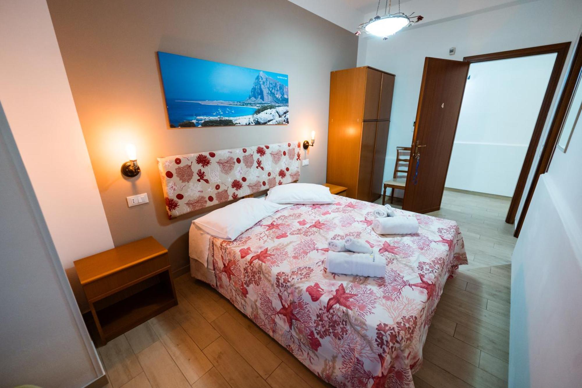 B&B Profumi Di Sicilia Valderice Eksteriør billede