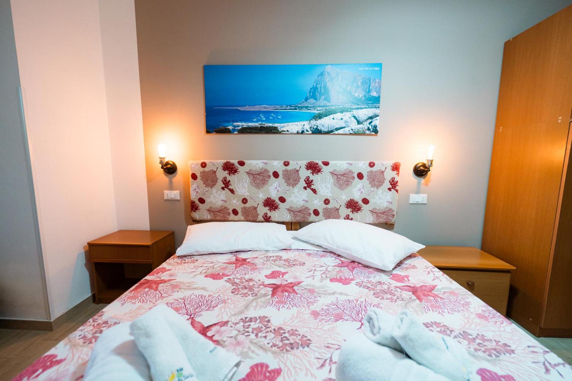 B&B Profumi Di Sicilia Valderice Eksteriør billede