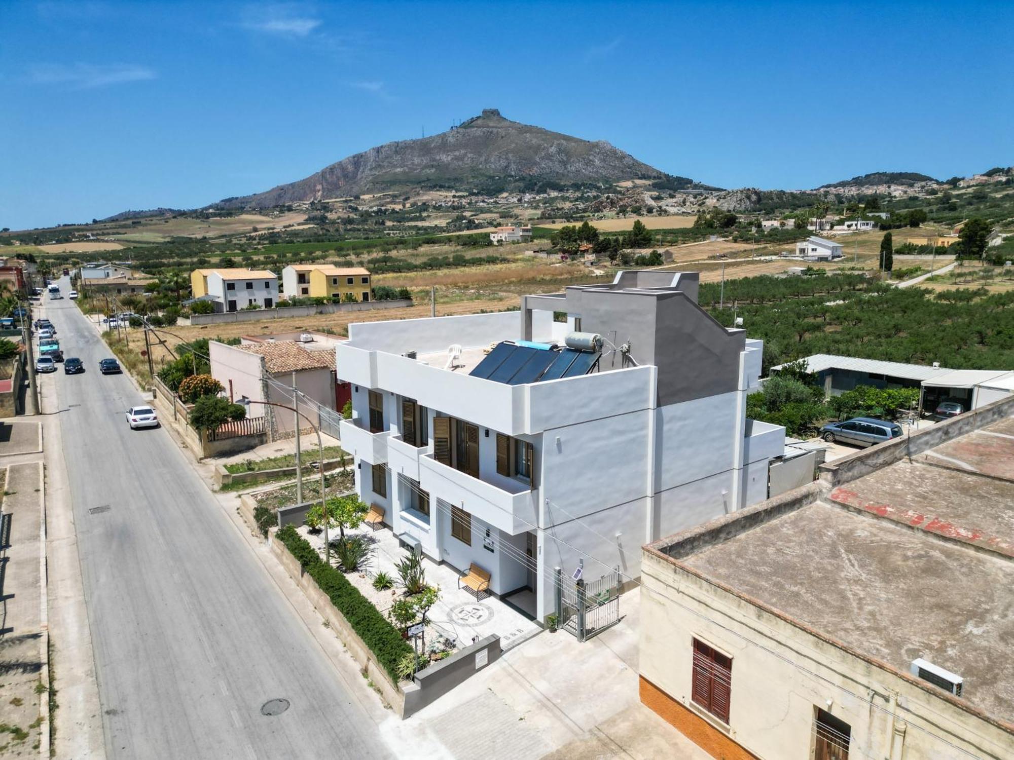 B&B Profumi Di Sicilia Valderice Eksteriør billede