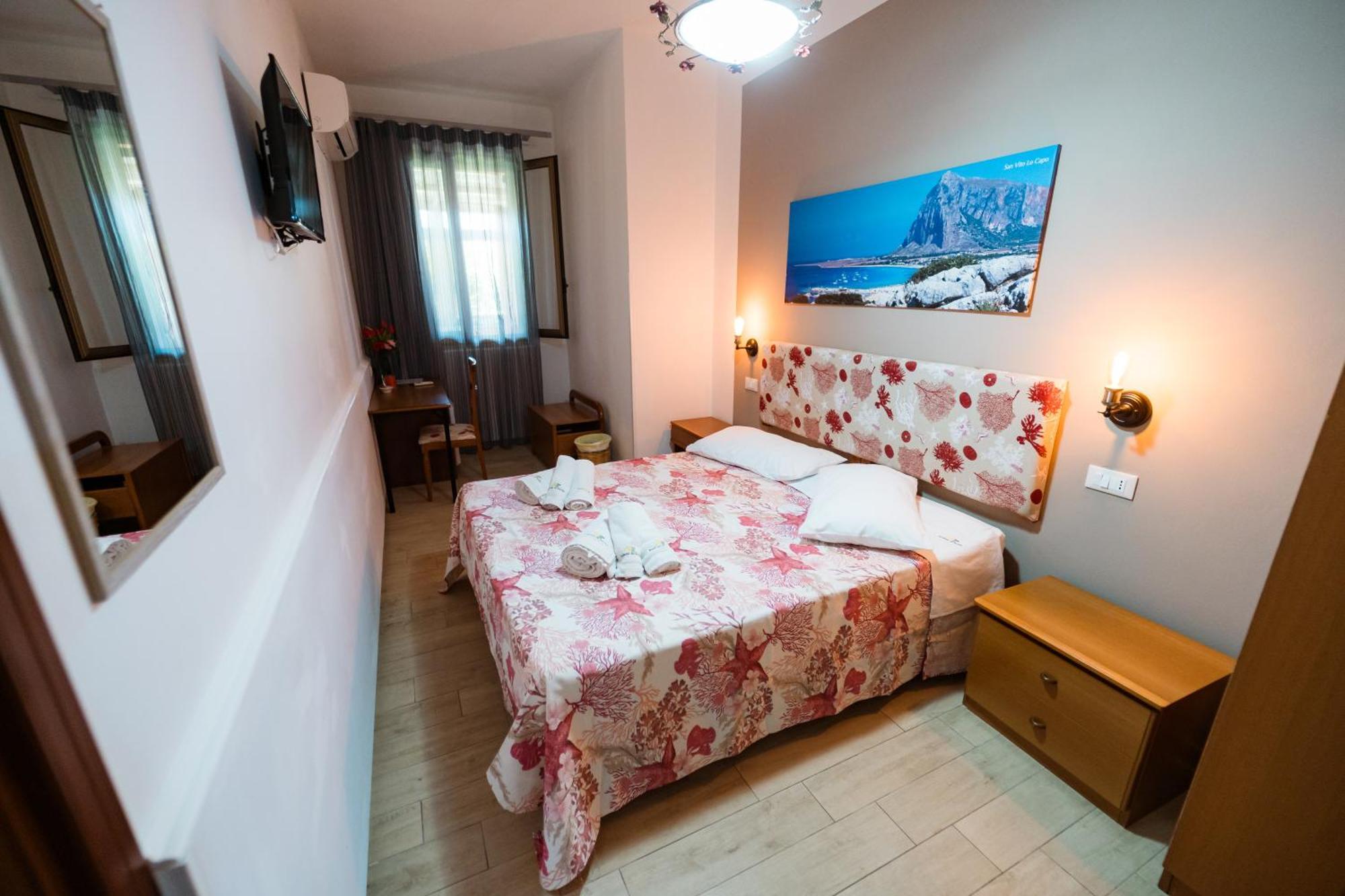 B&B Profumi Di Sicilia Valderice Eksteriør billede